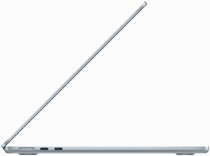 صورة جانبية لجهاز MacBook&nbsp;Air باللون الأزرق السماوي