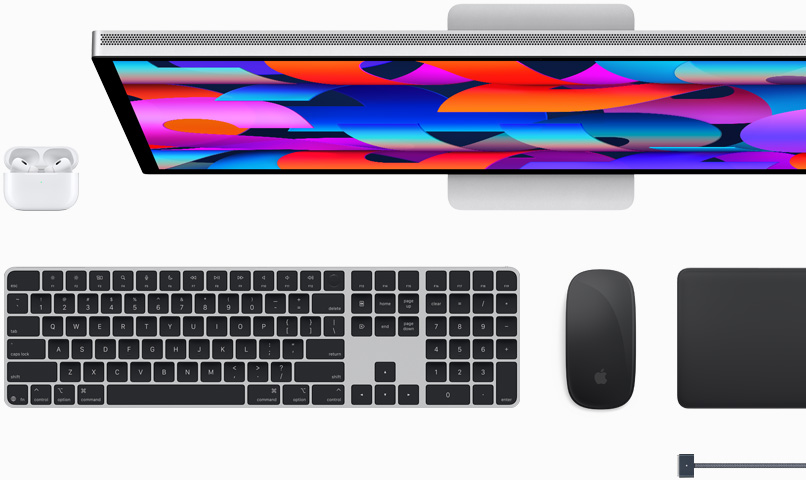 Mac-kiegészítők: AirPods, Studio Display, Magic Keyboard, Magic Trackpad, MagSafe töltőkábel éjfekete színben
